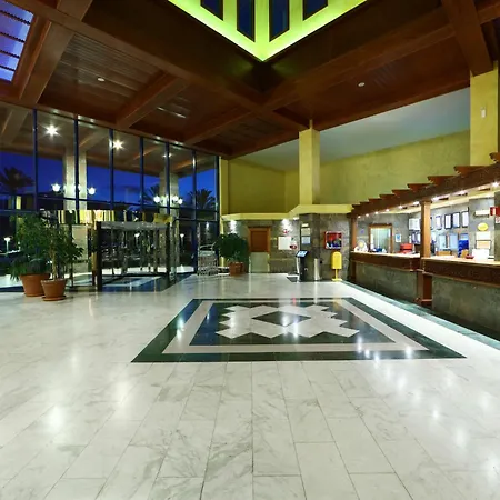 Sandos Papagayo ホテル