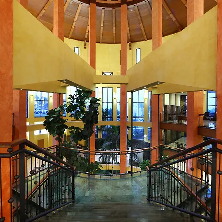 Sandos Papagayo Коста Бланка