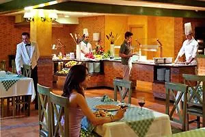 Sandos Papagayo Otel 4*
