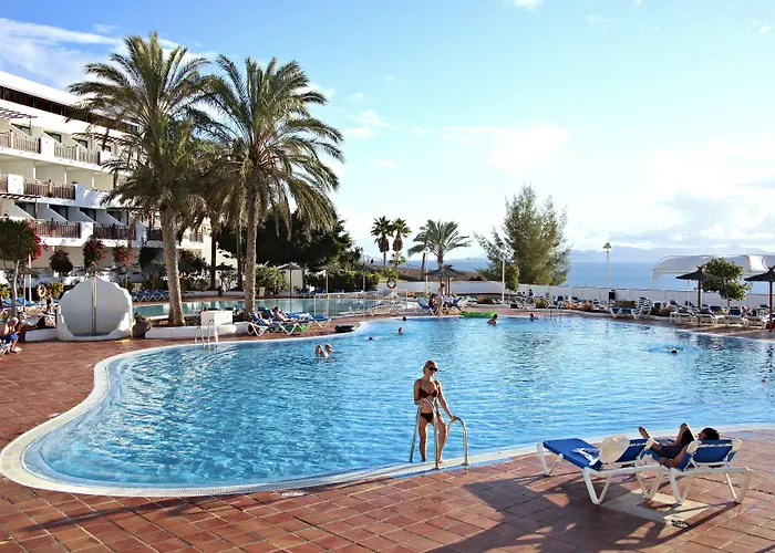 Sandos Papagayo Коста Бланка