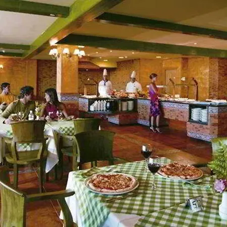 Sandos Papagayo Hotel