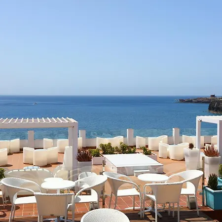 Sandos Papagayo Hotel 4*
